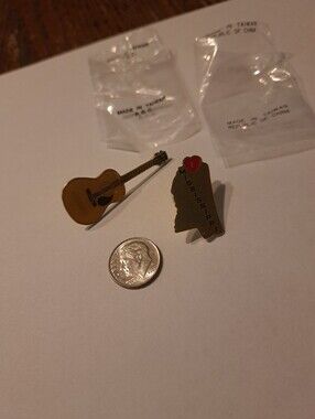 Lot 2 New Vintage Mississippi Souvenir State Pins Guitar Love MS pins NOS Sealed
